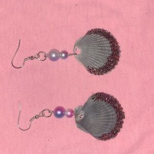 Shell earrings